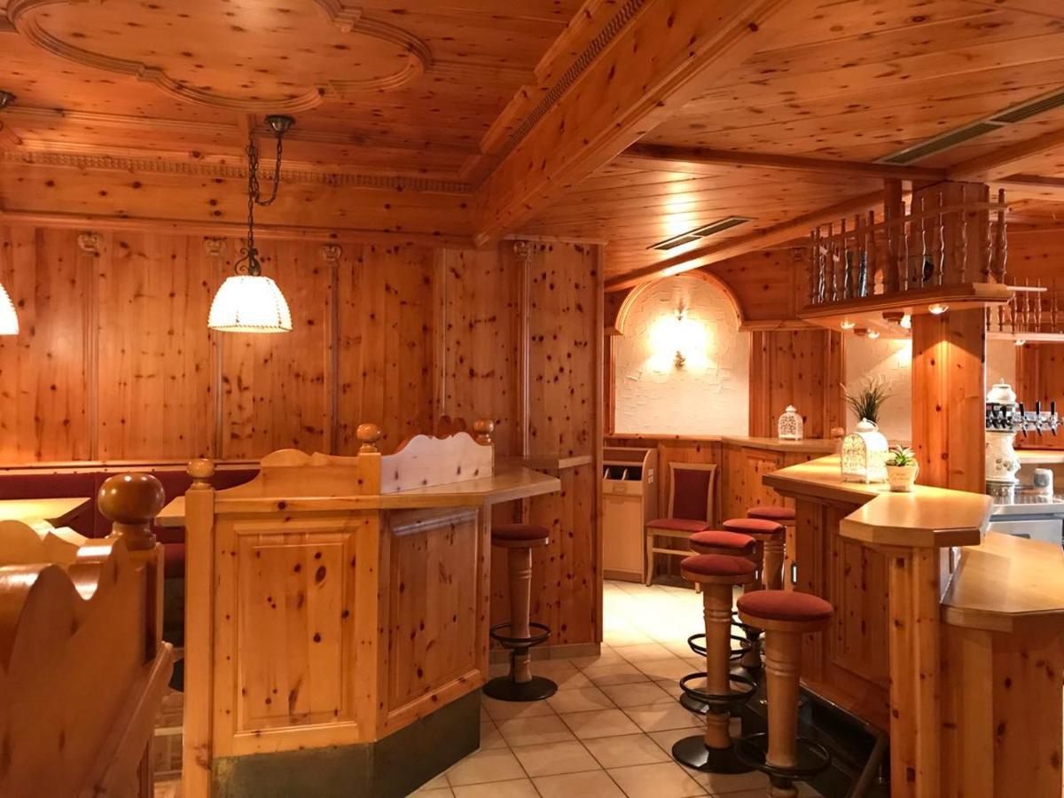 Hotel Hohe Schule Bad Ueberkingen Экстерьер фото